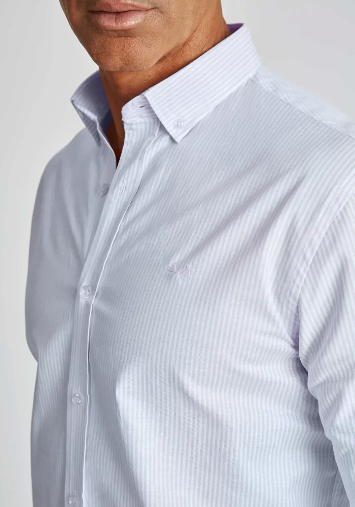 Camisa Oxford azul cuello botones