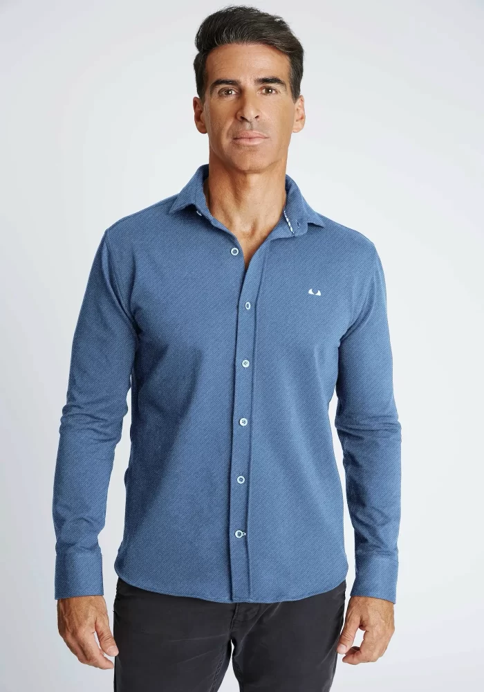 Camisa vaquera casual cuello botones